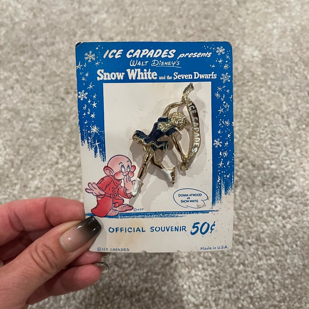 Vintage Ice Capades Snow White Souvenir Pin